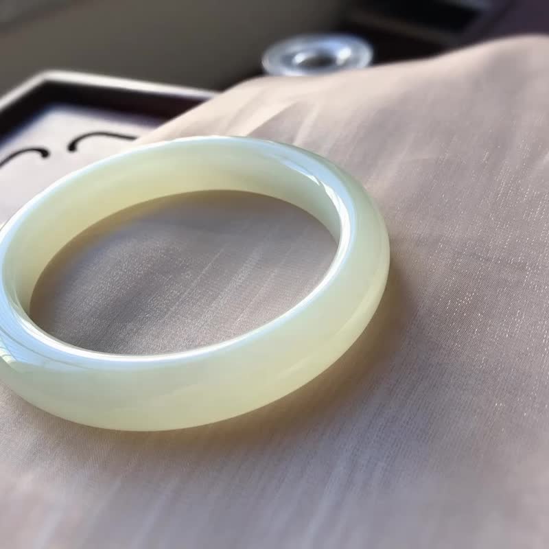 天然冰底晴水和田玉手镯手环 料子冰润细腻 平安喜乐镯 58圈口 - 手链/手环 - 玉石 