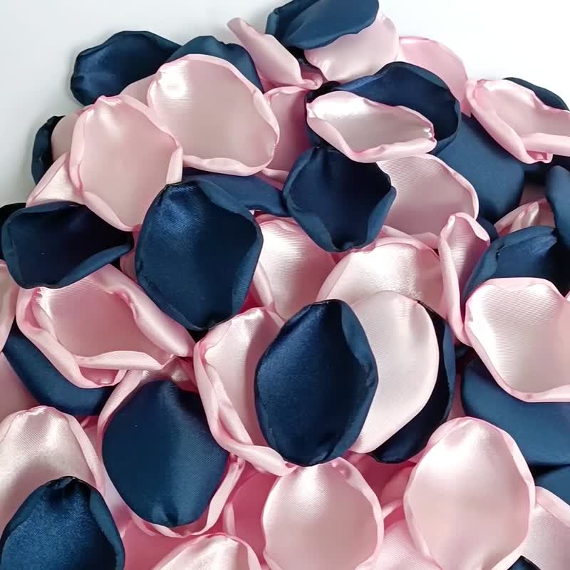 Navy blue blush wedding Blush pink flower petals Blue petals - 干燥花/捧花 - 丝．绢 