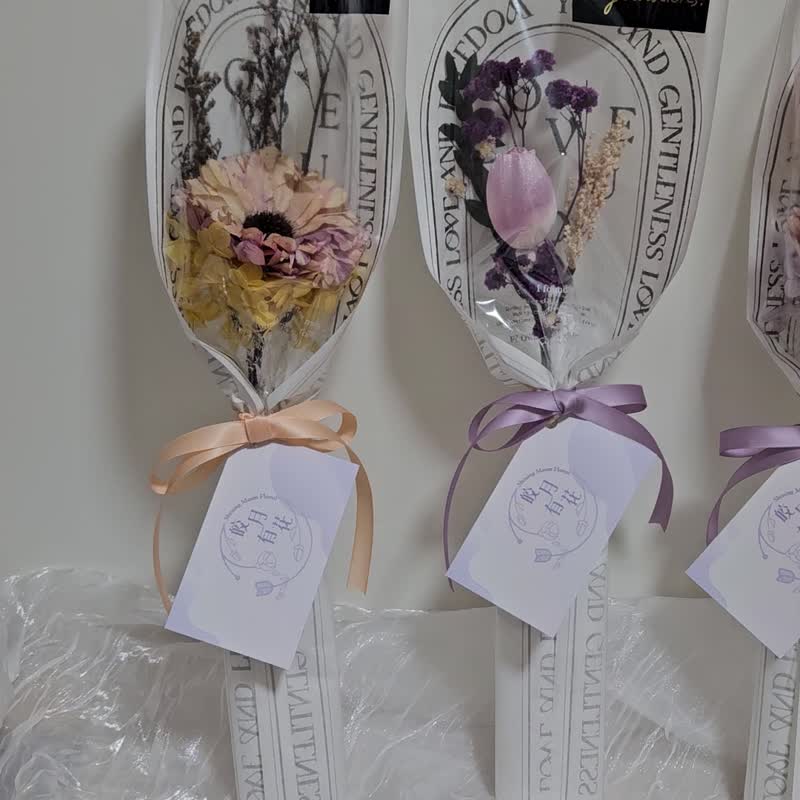 皎月有花 单朵毕业花束 - 干燥花/捧花 - 植物．花 