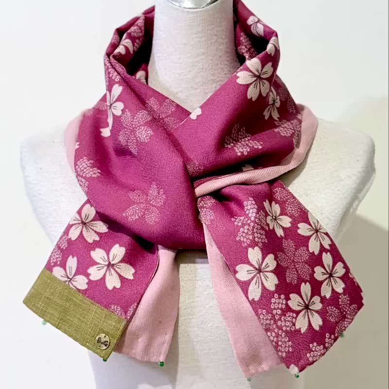 纯手作春天若叶与樱花粉红柔软窄版围巾 - 围巾/披肩 - 聚酯纤维 粉红色