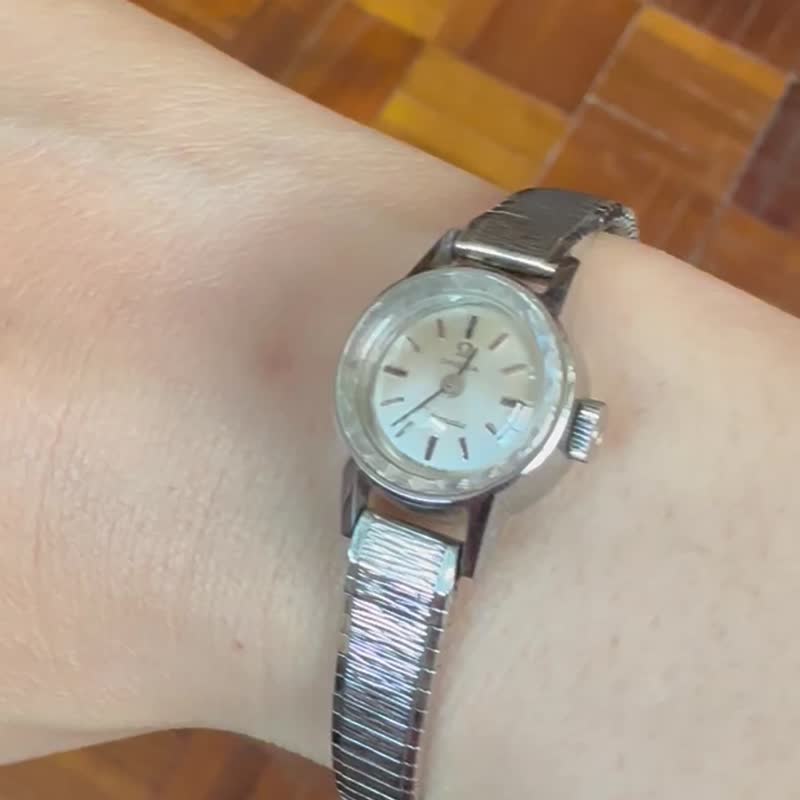 1970's OMEGA ladymatic 古董机械表 - 女表 - 其他材质 银色