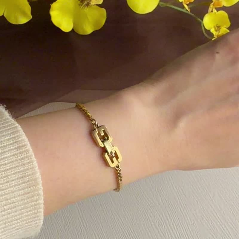 中古正品 Givenchy 纪梵希镀金手链 幼手链 古董珠宝 礼物 - 手链/手环 - 其他金属 金色
