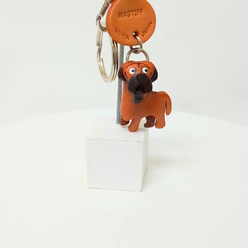 马士提夫犬 狗狗 真皮钥匙圈 牵绳吊饰 手作 日本制造 VANCA - 钥匙链/钥匙包 - 真皮 咖啡色