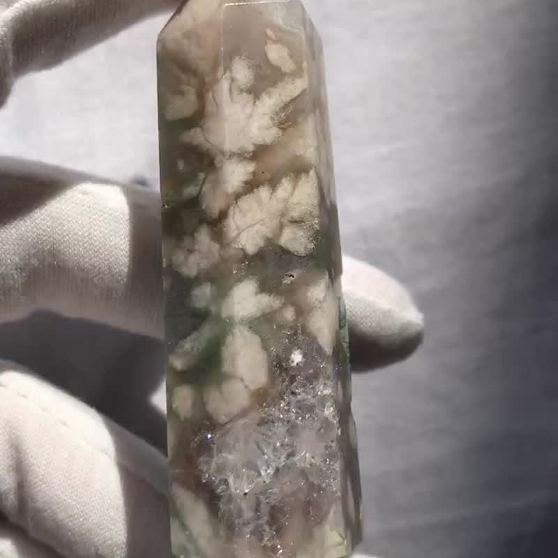 天然水晶 樱花玛瑙柱 羽毛花型 球状晶体水晶洞 樱花玛瑙 摆设 - 摆饰 - 水晶 绿色