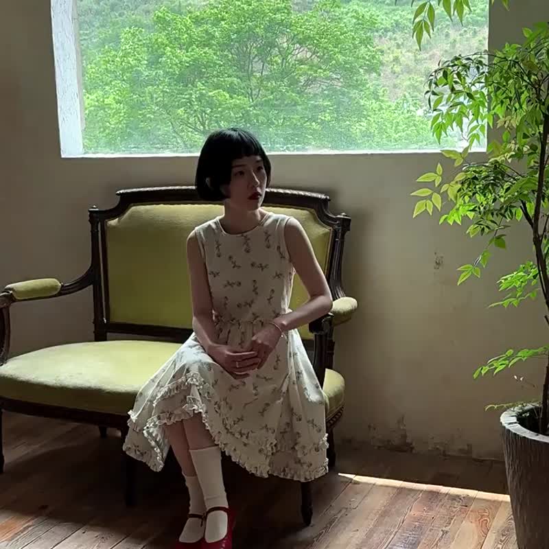 奶油色 玫瑰花花洋裝 印花木耳邊及膝連身裙 夏日少女中裙 - 洋装/连衣裙 - 棉 黄色