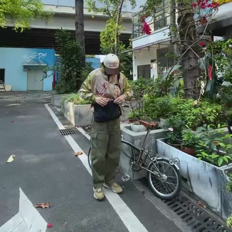 潮流超轻质感斜挎包多口袋通勤包撞色肩带自带挂包 - 侧背包/斜挎包 - 尼龙 黑色