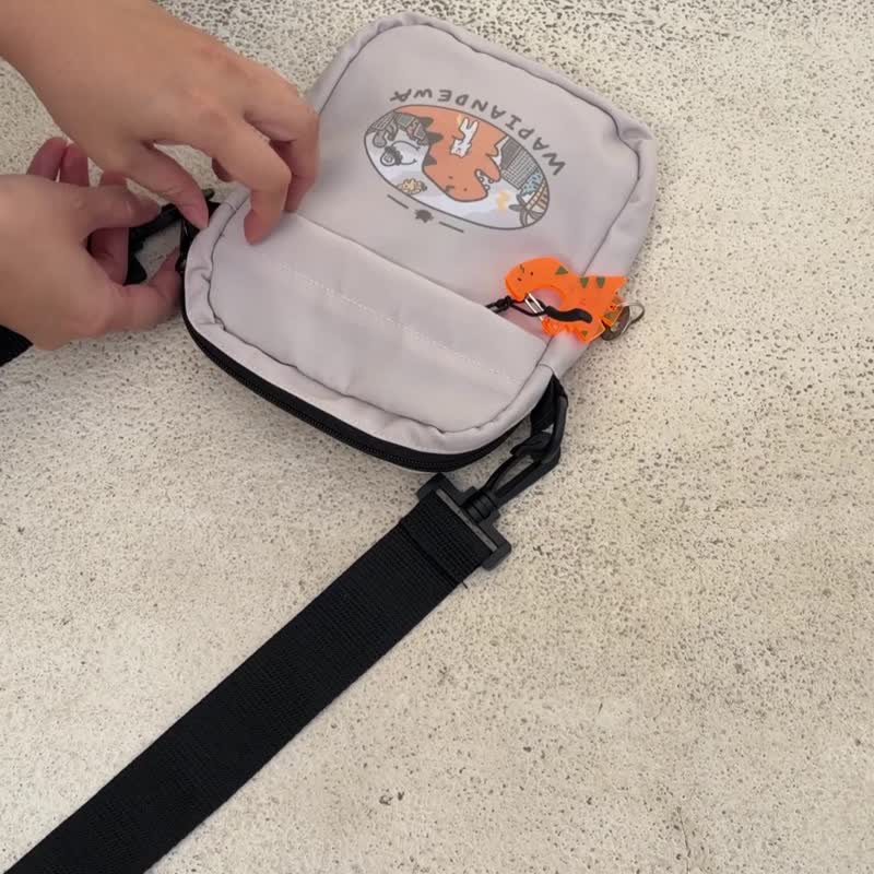 星星萌猛 恐龙 防泼 肩背小包 - 侧背包/斜挎包 - 其他材质 黑色