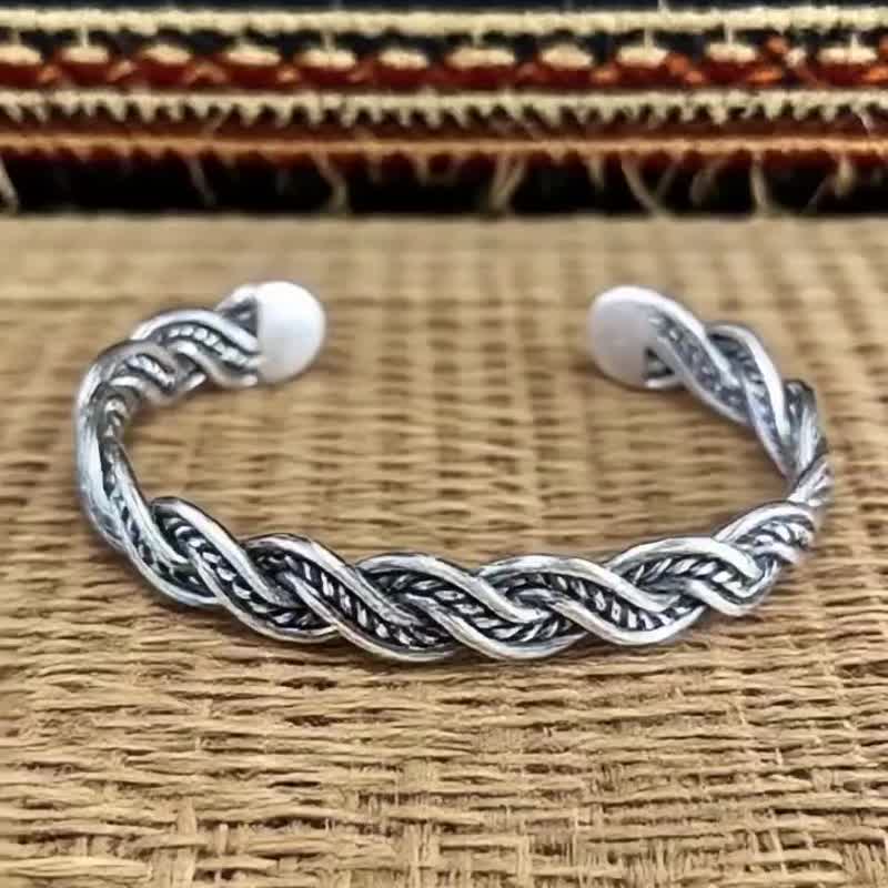 【Captain Flint手作银饰】流光层语 999纯银麻花编织手镯 手环 - 手链/手环 - 纯银 灰色