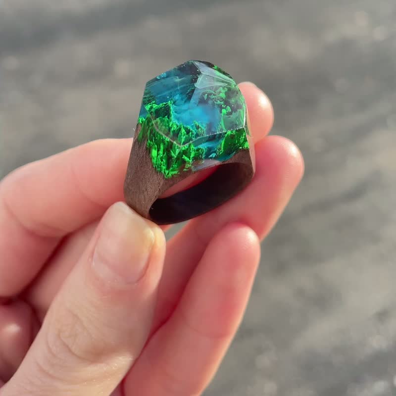 独特的树脂木戒指女士手工珠宝尼亚加拉瀑布男士礼物 - 戒指 - 木头 绿色