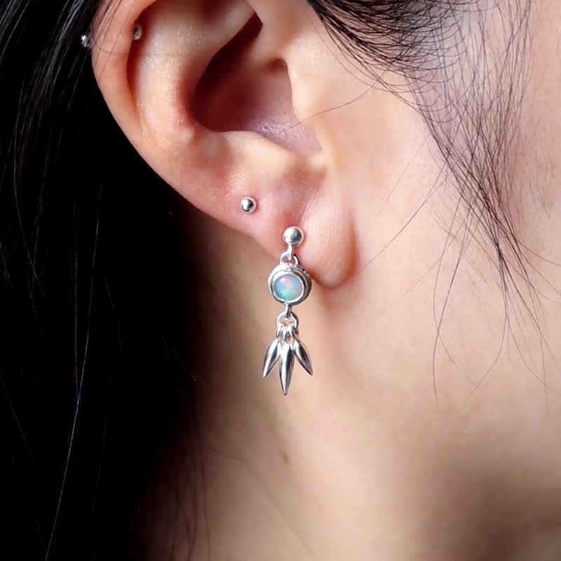 蛋白石金属流苏耳环 - 手作 - 纯银耳针 - 耳环/耳夹 - 纯银 多色