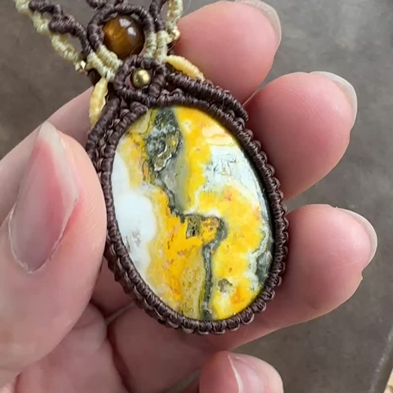 N1129 民族风 蜡线编织 大黄蜂碧玉 颈链 (可调长度) - 项链 - 宝石 黄色