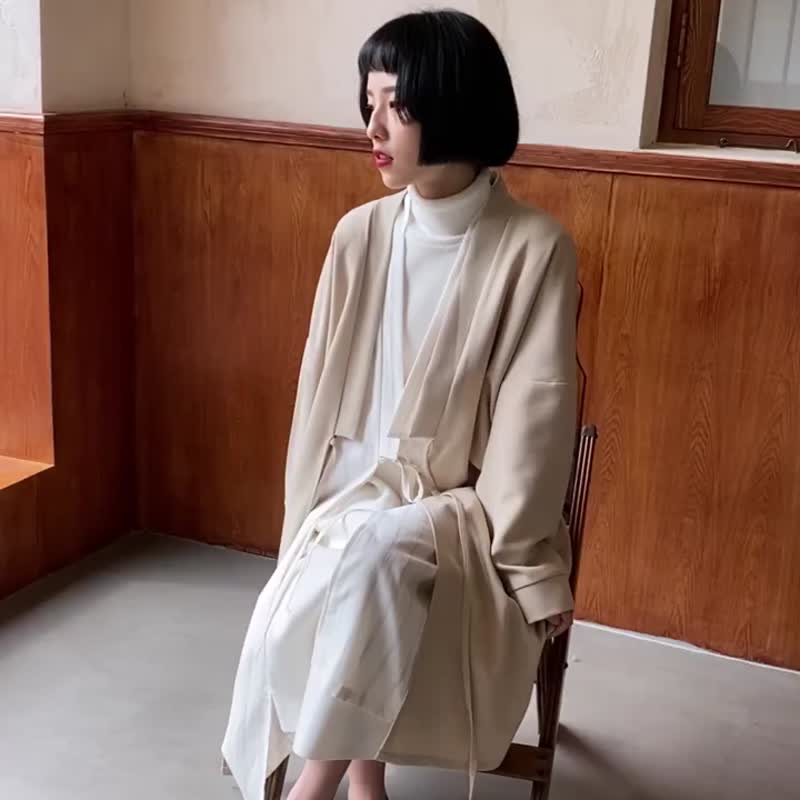 燕麥色 春款日式和服係帶中長款氣質開衫 極簡寬鬆落肩休閑外套 - 女装休闲/机能外套 - 聚酯纤维 卡其色