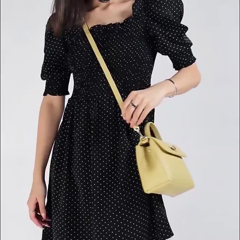 【生日礼物】蠢小鱼斜背包 侧背包 手提包 单肩包包包 手工包 - 侧背包/斜挎包 - 真皮 黄色