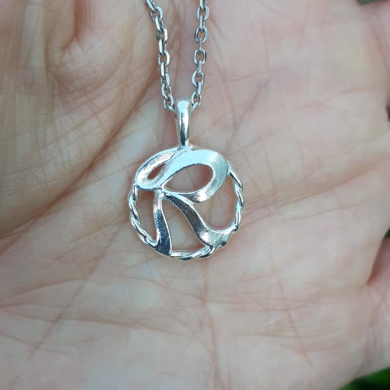 字母系列--柔和Q,R字母颈链 - 项链 - 银 银色