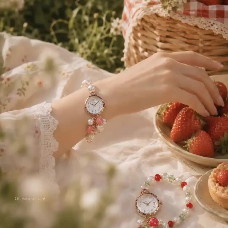 Strawberry Bracelet Watch 草莓/士多啤梨手链表 女装 日常防水 - 女表 - 其他材质 粉红色