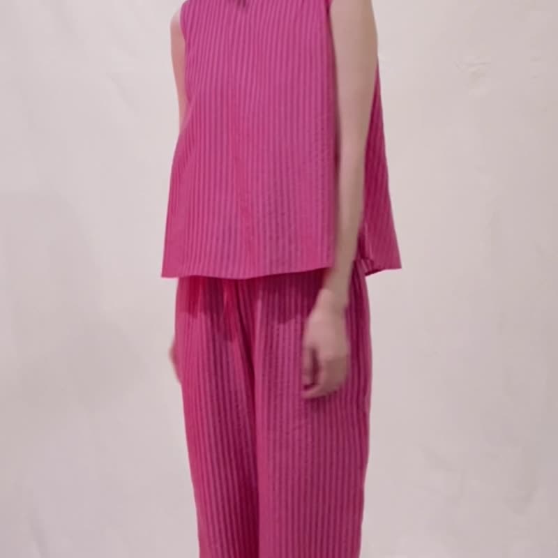 天丝褶皱小背心 - 女装背心 - 其他材质 红色