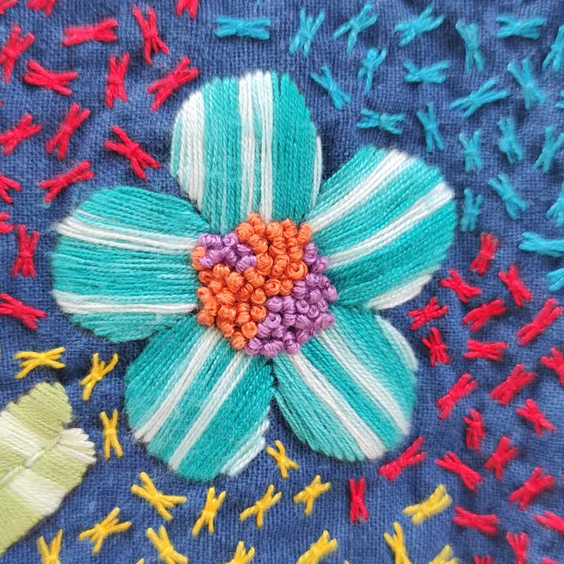 Baibua Shirt -  拼布刺绣靛蓝中衬衫 - 女装上衣 - 棉．麻 蓝色