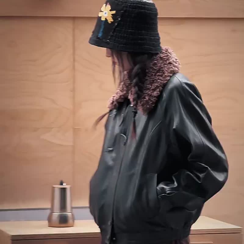 黑色 松弛迷人 老錢復古風毛翻領機車皮衣夾克 設計冬季外套 - 女装休闲/机能外套 - 其他人造纤维 黑色