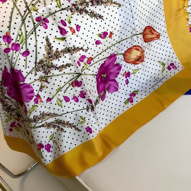 复古 Valentino Garavani 黄色边郁金香花卉印花丝绸方巾 - 丝巾 - 丝．绢 黄色