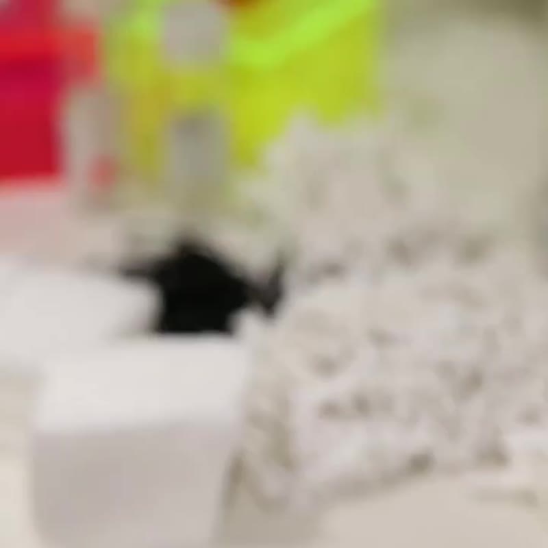 可愛貓咪 螢光色壓克力棉花棒收納盒 - 收纳用品 - 压克力 多色