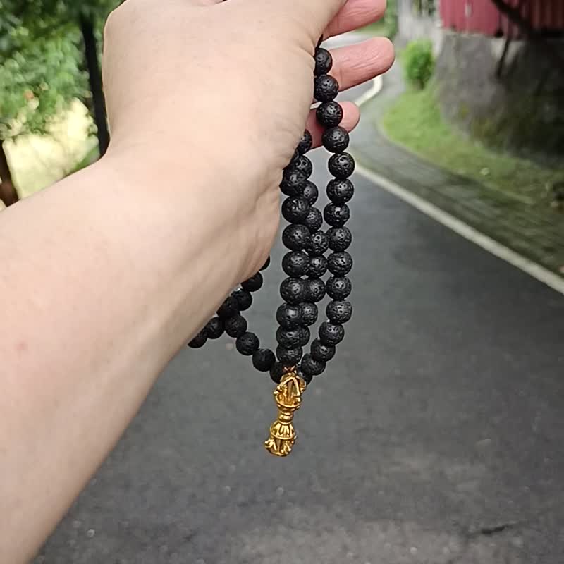 (108颗链)黑火山岩X红虎眼石X黄铜 金刚杵108颗链 - 手链/手环 - 宝石 黑色