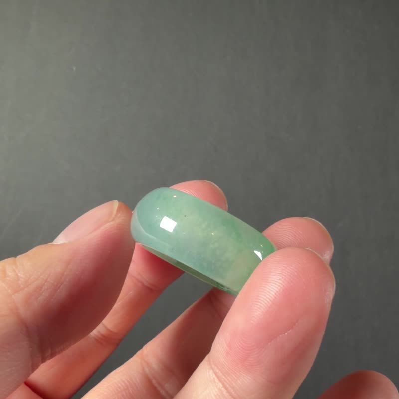 冰种飘绿翡翠圈戒 - 戒指 - 玉石 绿色