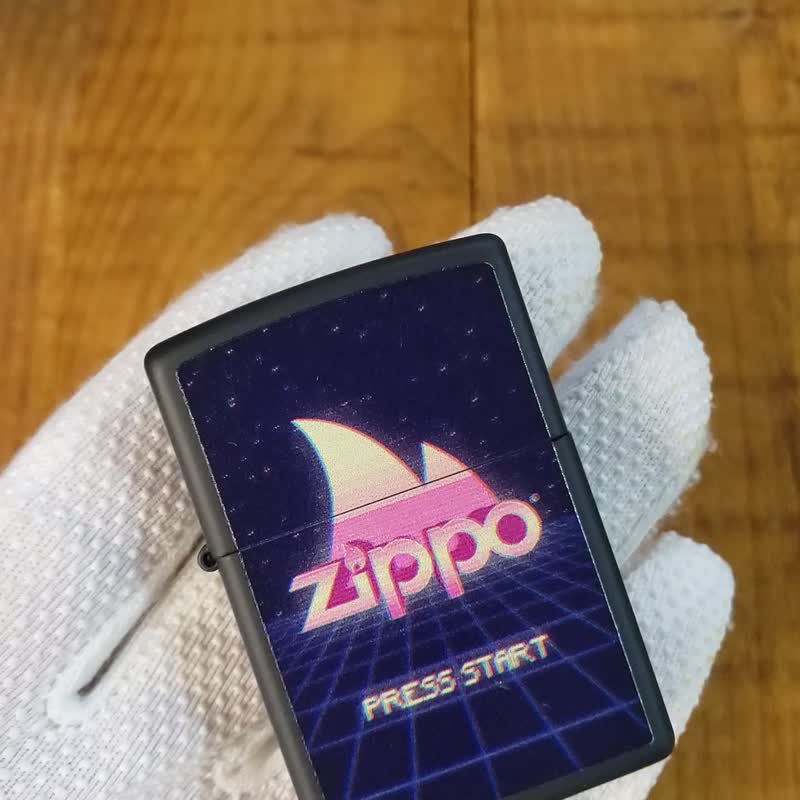 【ZIPPO官方旗舰店】 经典游戏风格防风打火机 49115 - 其他 - 铜/黄铜 黑色