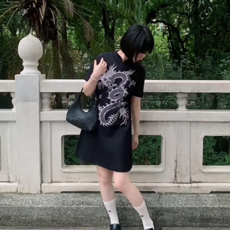 nunuyu设计师款新中式复古银龙针织提花短袖黑色连衣裙 - 洋装/连衣裙 - 其他材质 黑色