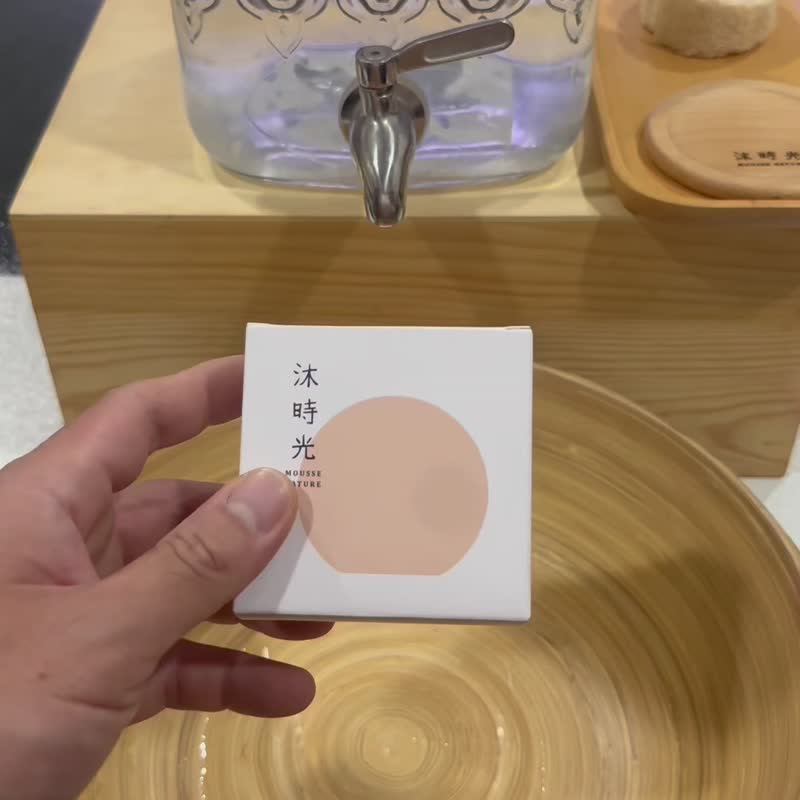 香港包邮 温泉艾草皂 洁面皂6入/110克/含午时水 艾草 鼠尾草 - 脸部清洁/卸妆用品 - 植物．花 绿色