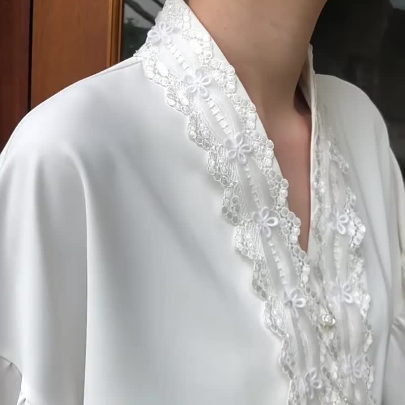 白色 法式復古立體花邊V領宮廷風襯衣 落肩燈籠袖廓形襯衫上衣 - 女装衬衫 - 其他人造纤维 白色