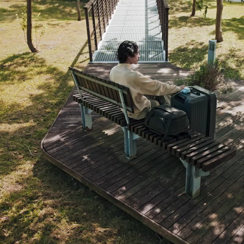 Photofast AllDay充 QI2 磁吸无线充电行动电源 万用充 有标示wh - 充电宝/传输线 - 其他材质 紫色