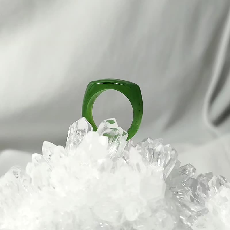 天然顶级碧玉 事业成功 招财富贵 马鞍戒指 内径20mm 单品 礼物 - 戒指 - 宝石 绿色