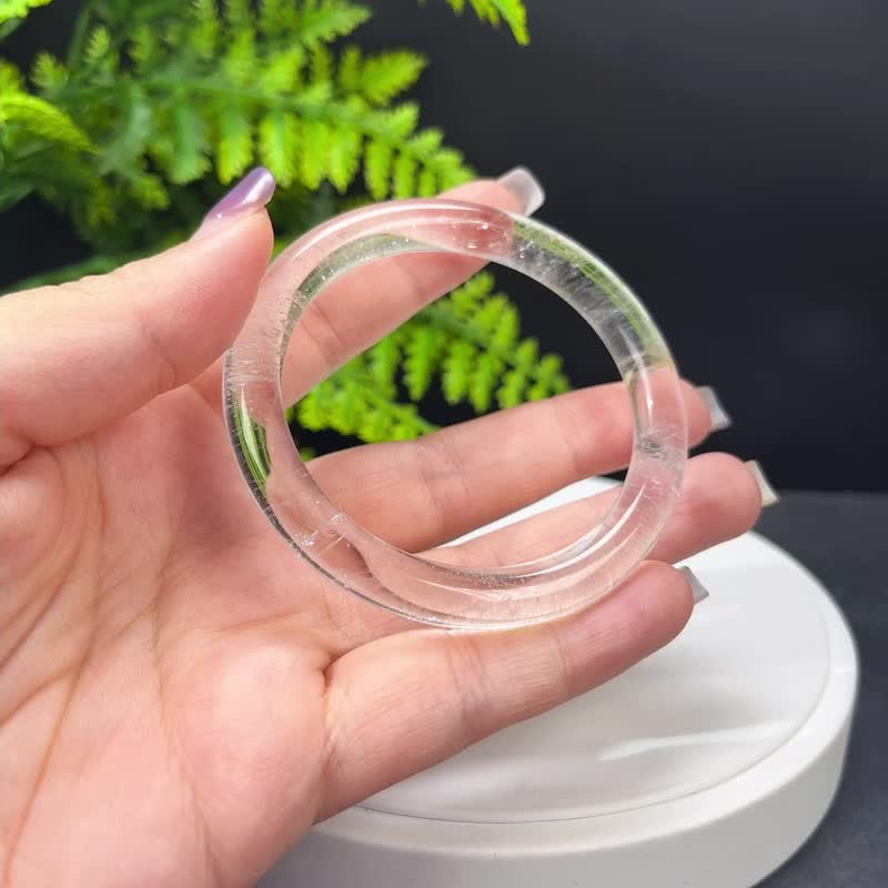 白水晶手镯 53+MM 冰透星光闪片 飘黄胶花 白色水晶手环 净化心灵 - 手链/手环 - 水晶 白色