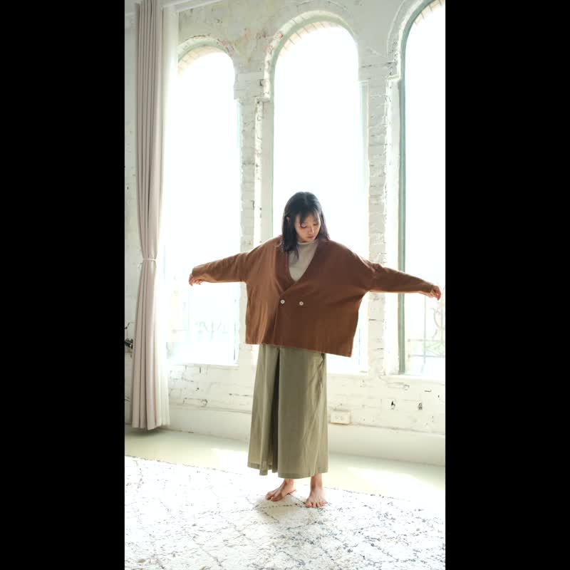OMAKE 双扣和式外套 / 砾纹布 米白 - 女装休闲/机能外套 - 棉．麻 白色