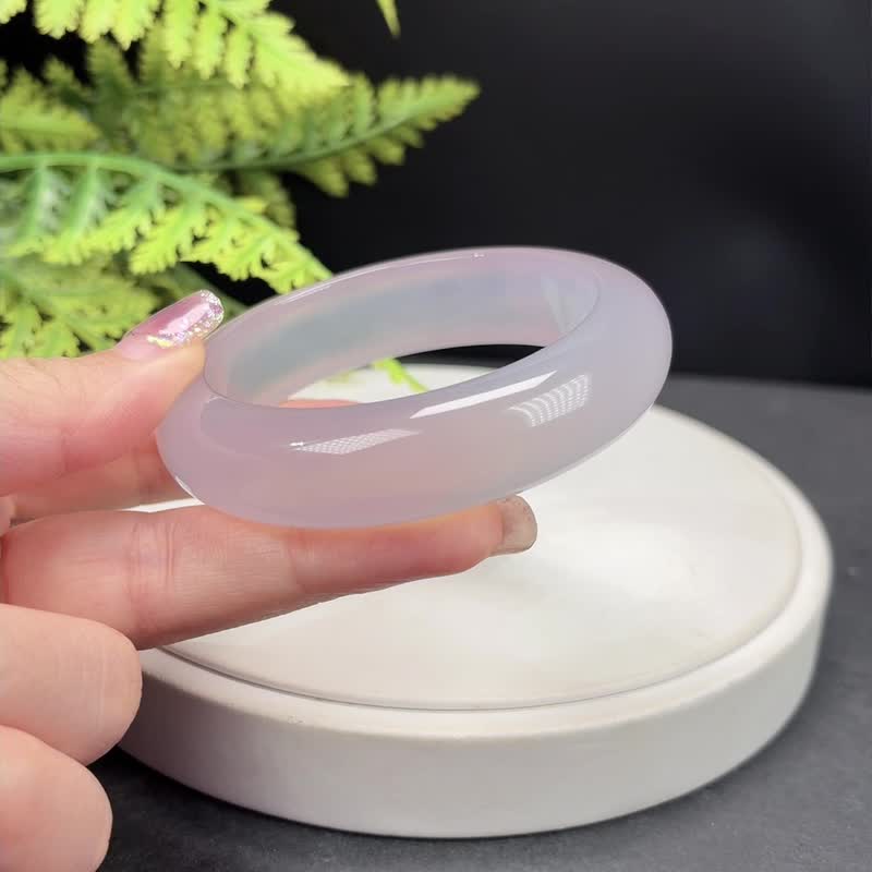 浅紫玛瑙手镯 57MM 高冰净体起光龙鳞纹 增强个人信心 热情活力 - 手链/手环 - 半宝石 紫色