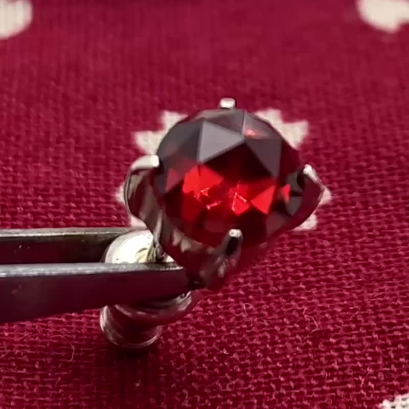 石榴石银925耳针/男士耳针/银配件/包邮/日本制造/男士礼物 - 耳环/耳夹 - 纯银 银色