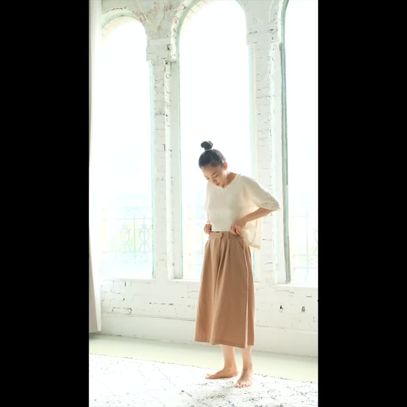 OMAKE 藏扣斜片八分宽裤 / 砾纹布 橄榄绿 - 女装长裤 - 棉．麻 绿色
