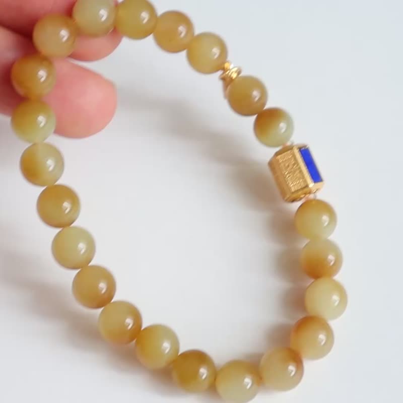 天然糖料和田玉手链 糖料手串 亮糖色 质地莹润细腻 平安喜乐顺遂 - 手链/手环 - 玉石 