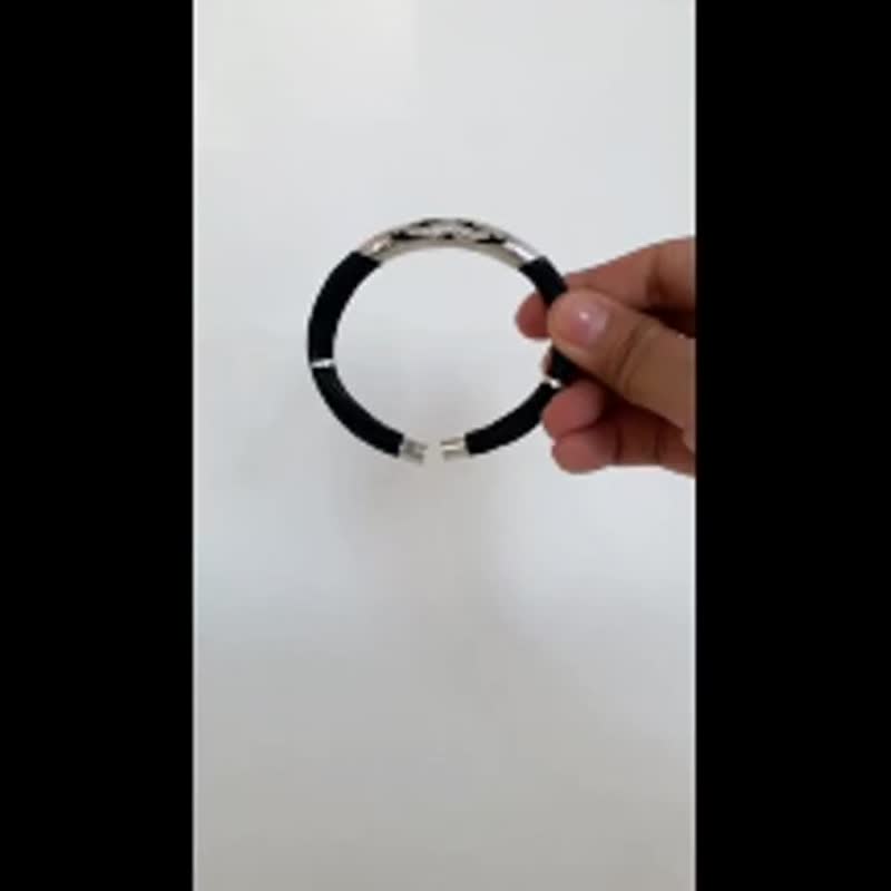 象尾羽毛手链，黑身，银盖，正品925银，镂空图案，均码，可调整尺寸，男女。 - 手链/手环 - 纯银 黑色