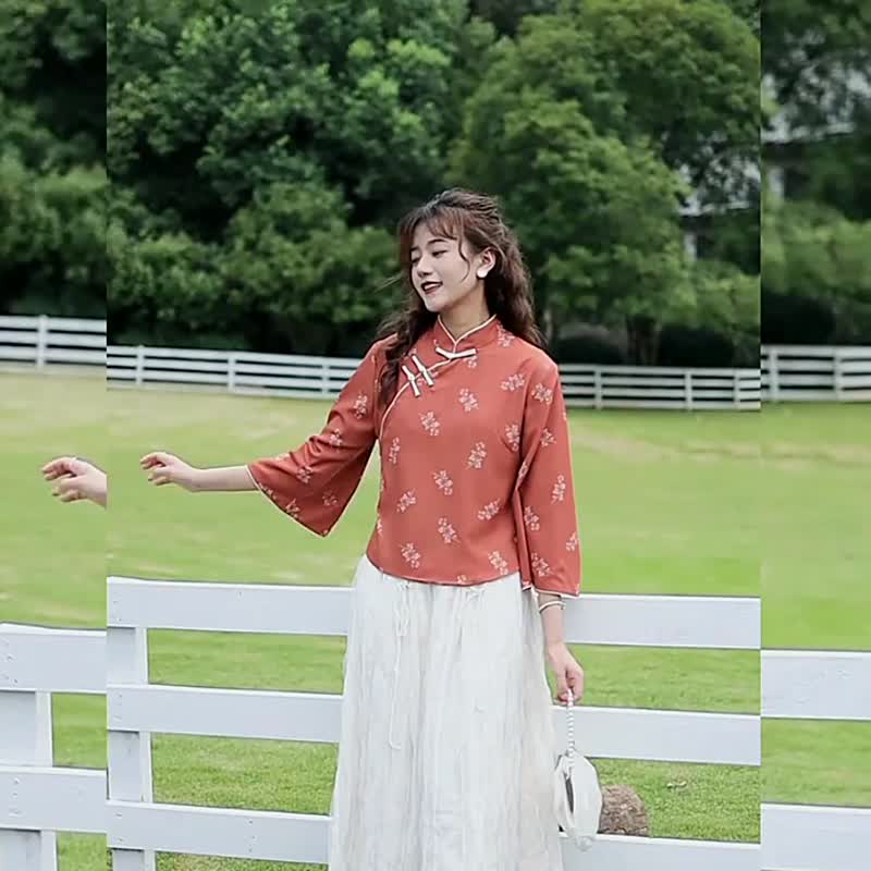 磚紅色印花 倒大袖盤扣喇叭袖斜襟上衣 新中式中秋春節改良連身裙 - 女装上衣 - 聚酯纤维 红色